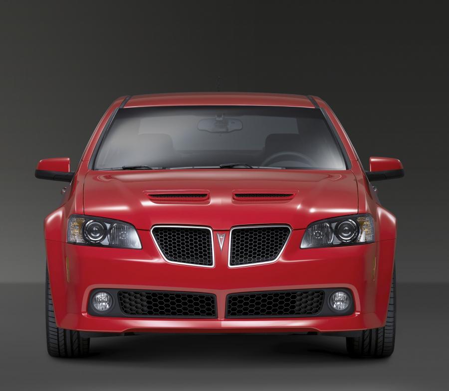  Pontiac G8 GT 2009 года  (фото 15 из 17)